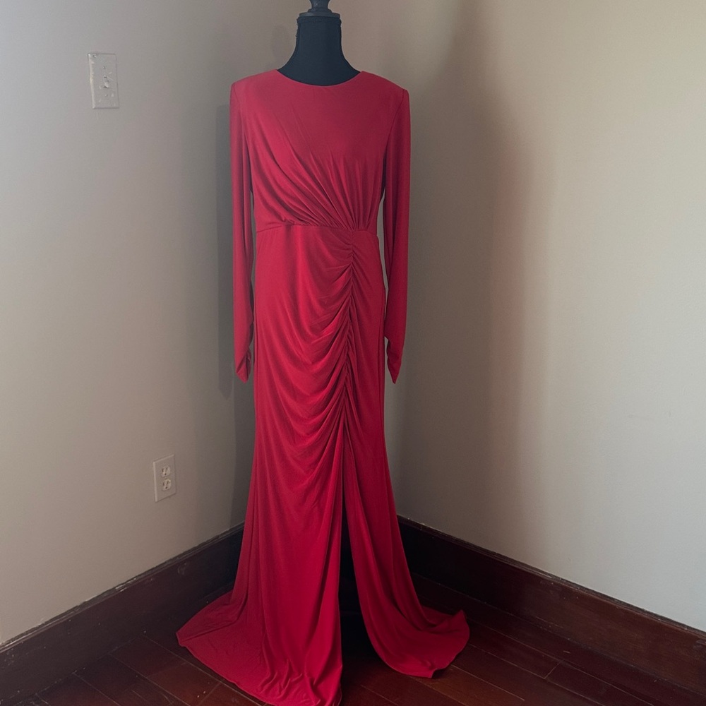 Chic Long Sleeve Red Dress
